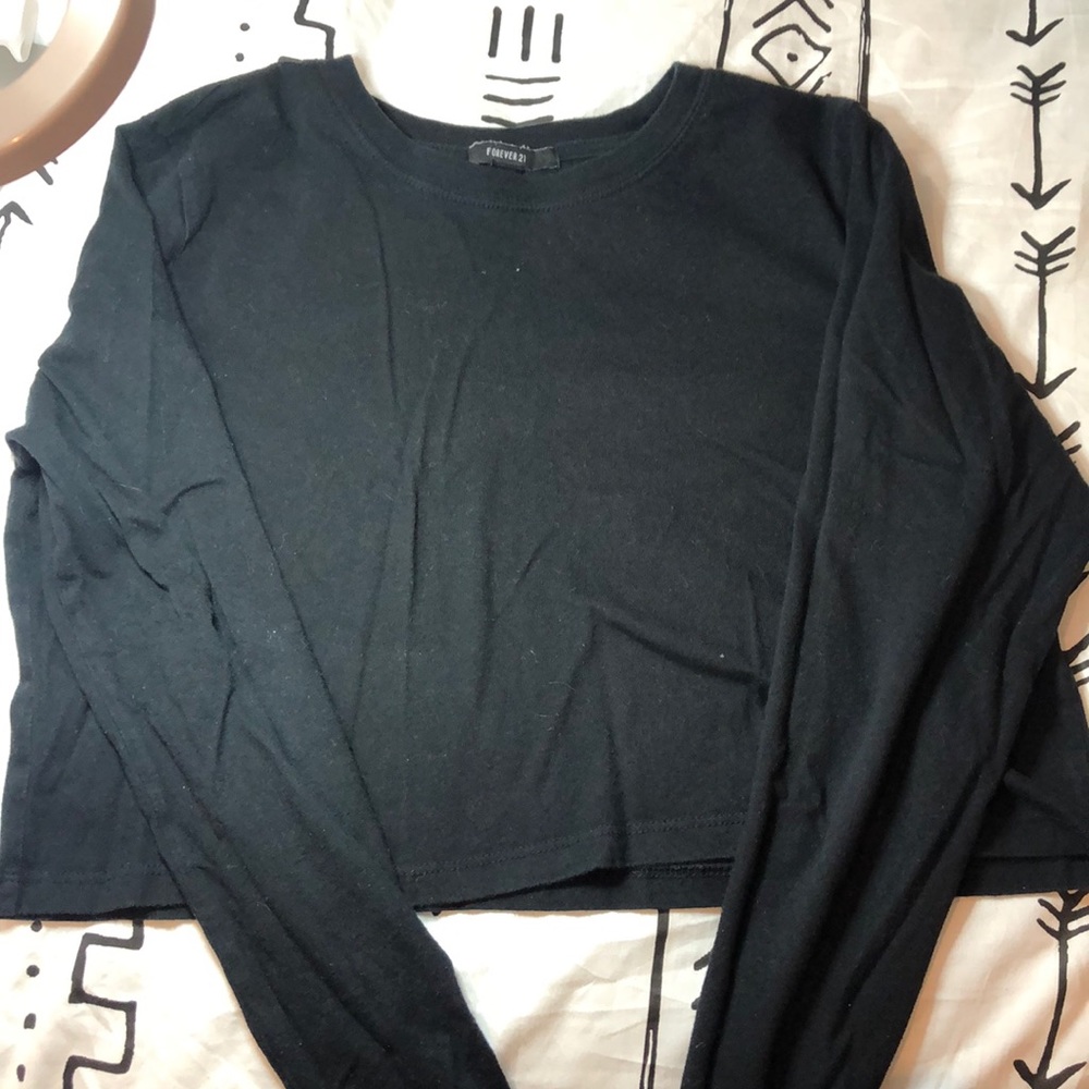 Long sleeve crop top